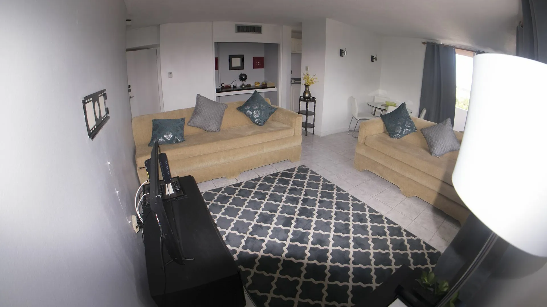 Apartment Beach Condo Suite At Turtle Towers Ocho Rios